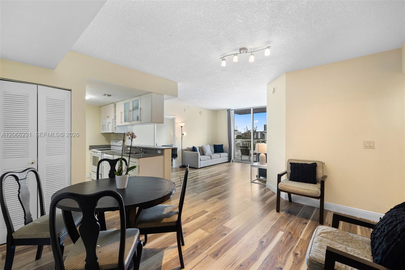 275 NE 18th St # 710, Miami FL 33132