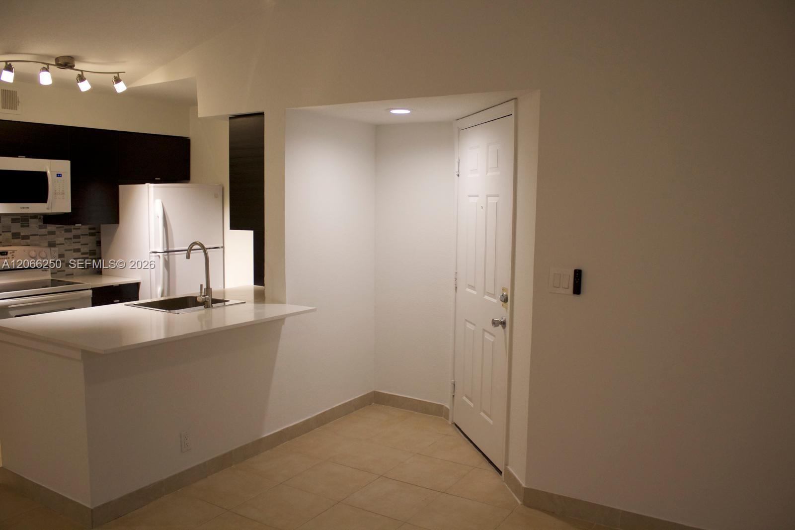 2826 S University Dr # 3203, Davie FL 33328 photo 2