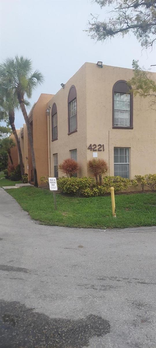 4221 NW 19TH Street NW # 296, Lauderhill FL 33313 photo 2