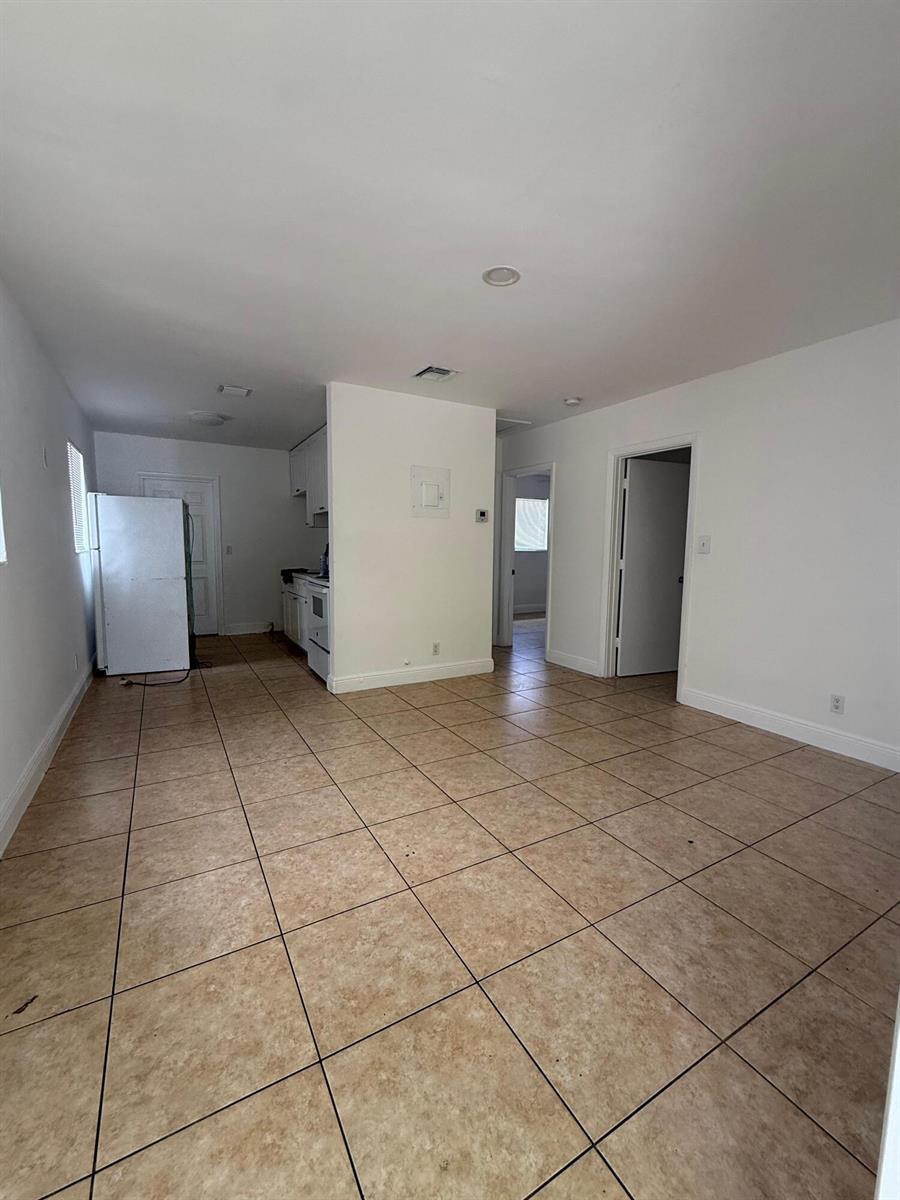 760 NW 4TH Street # 2, Hallandale Beach FL 33009 photo 4