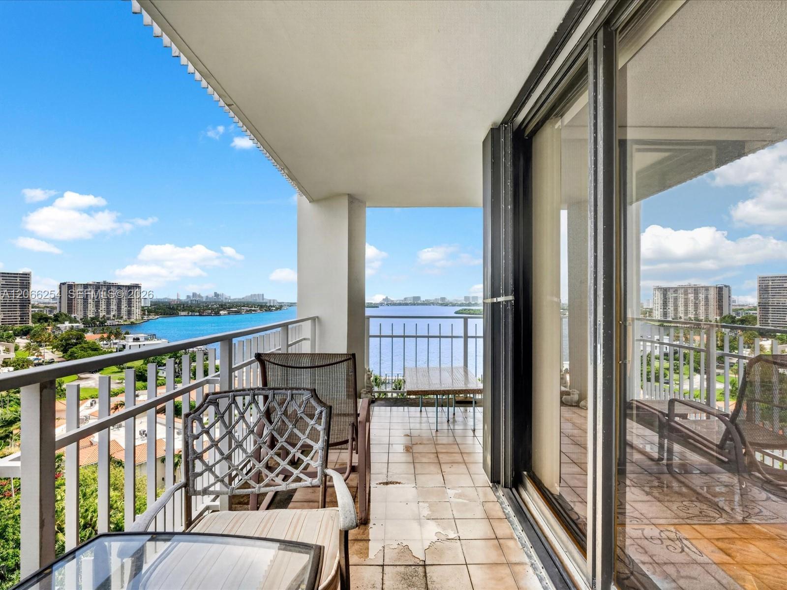 4000 Towerside Ter # 1407, Miami FL 33138 photo 4