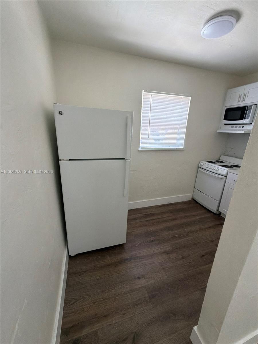 3669 Thomas Ave # 7, Miami FL 33133 photo 3