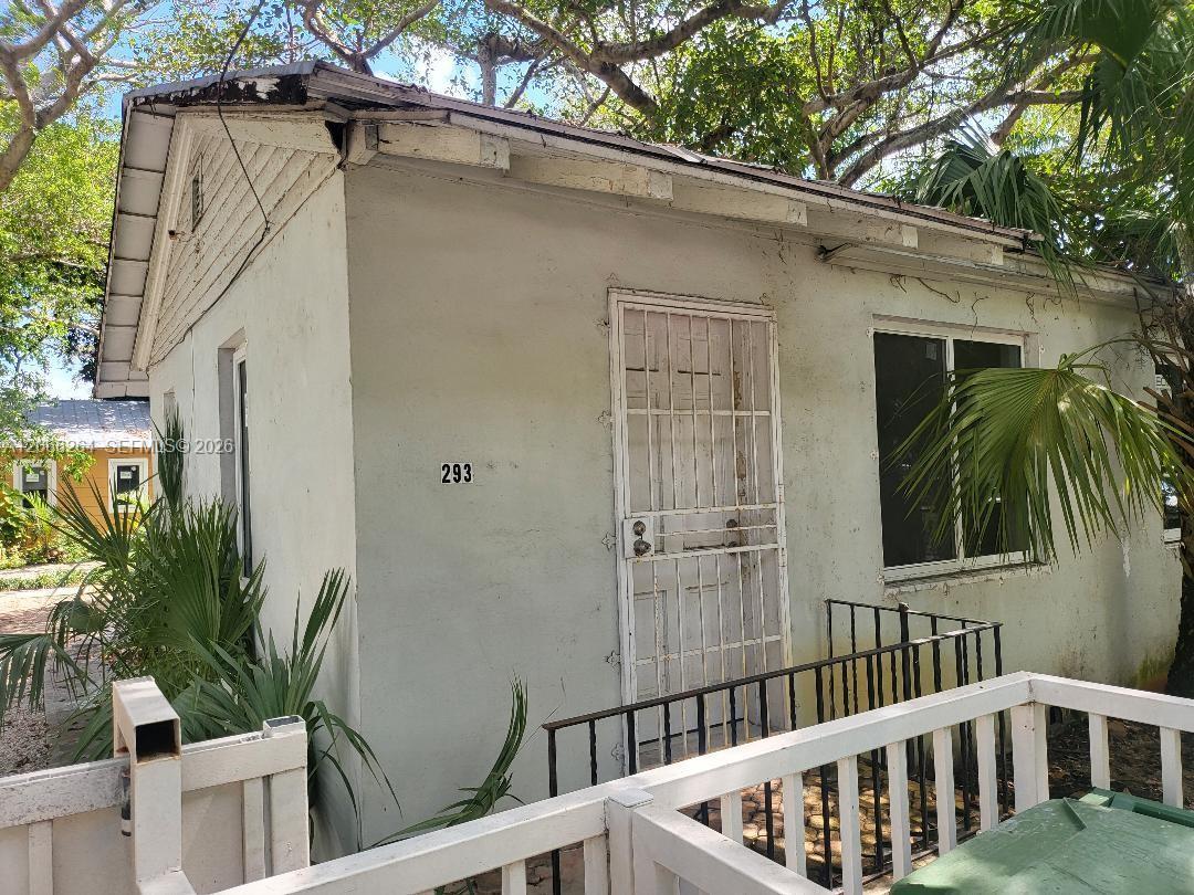 293 NE 80th Ter, Miami FL 33138