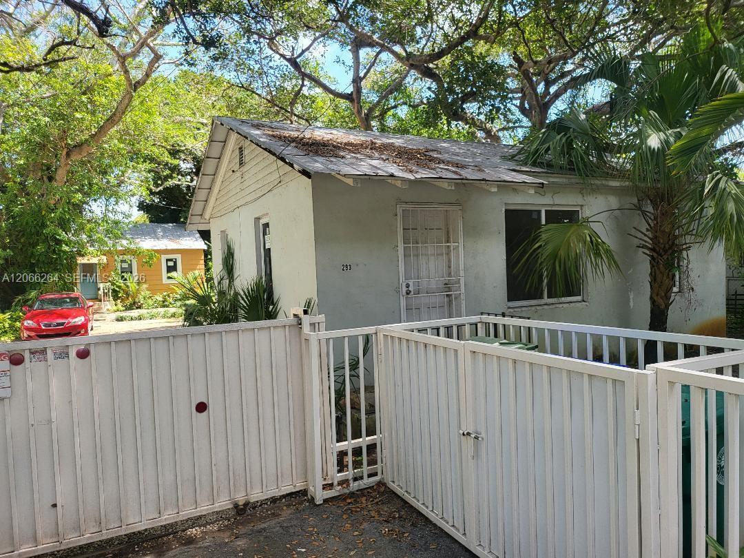 293 NE 80th Ter, Miami FL 33138 photo 5