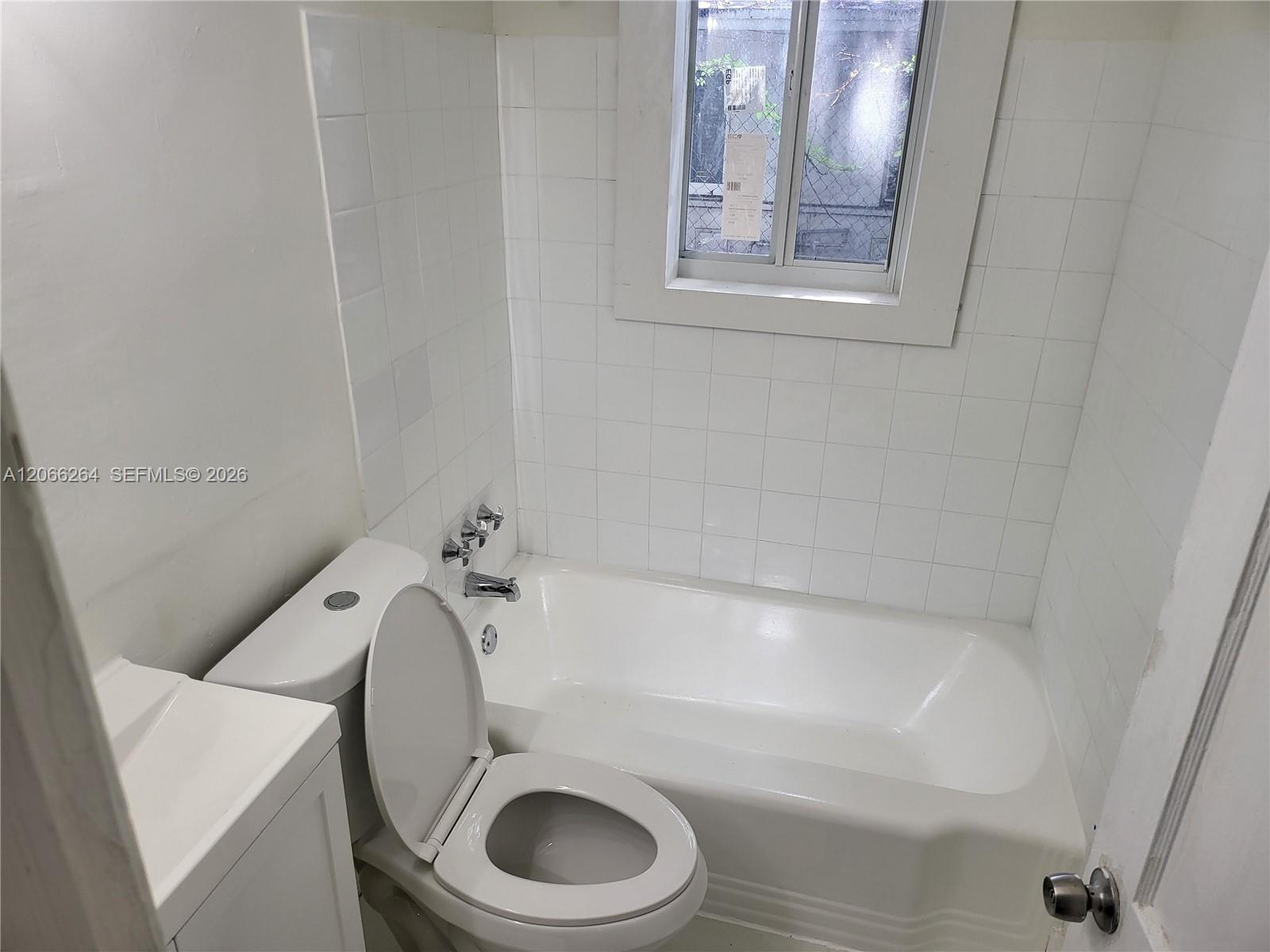 293 NE 80th Ter, Miami FL 33138 photo 4