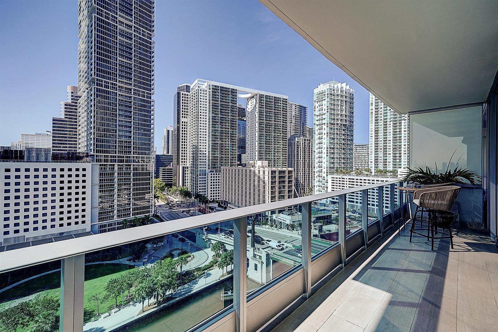 200 Biscayne Blvd Way # 1408, Miami FL 33131 photo 2