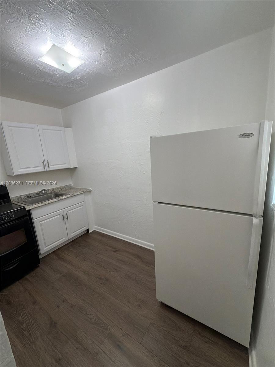 3669 Thomas Ave # 8, Miami FL 33133 photo 3