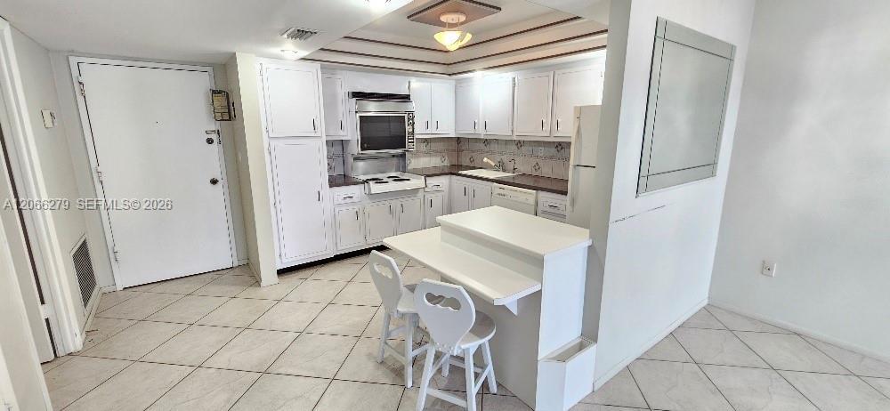 18041 Biscayne Blvd # 203, Aventura FL 33160 photo 4