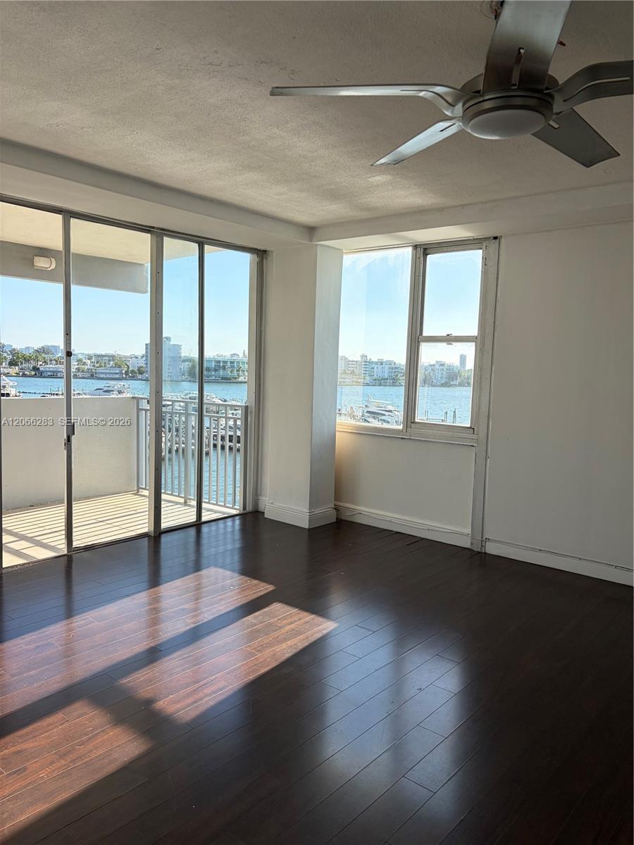 7545 E Treasure Dr # 5G, North Bay Village FL 33141 photo 3