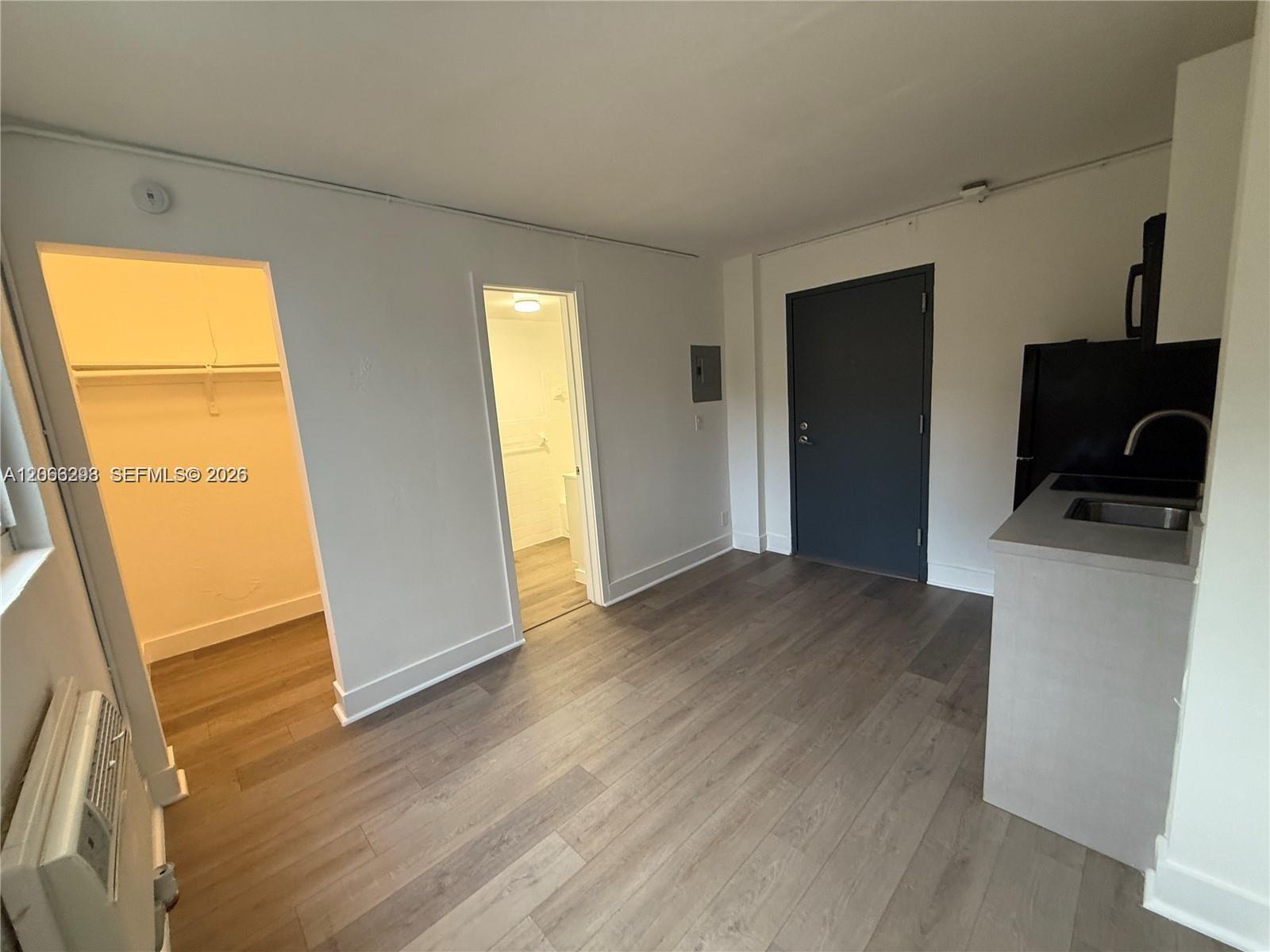 143 SW 9th St # 310, Miami FL 33130 photo 3