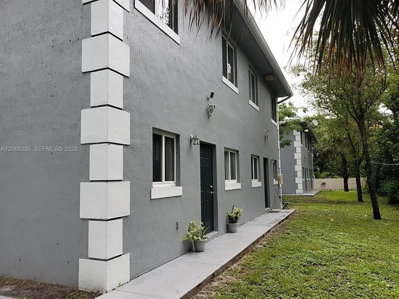 14042 NE 2nd Ave # 14042, Miami FL 33161