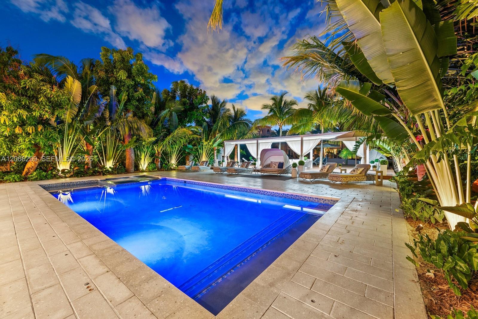 3734 Chase Ave, Miami Beach FL 33140