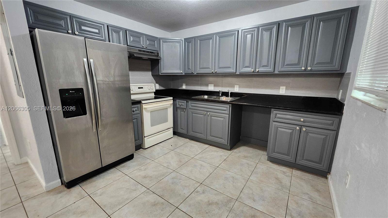14084 NE 2nd Ave # 14084, Miami FL 33161 photo 4