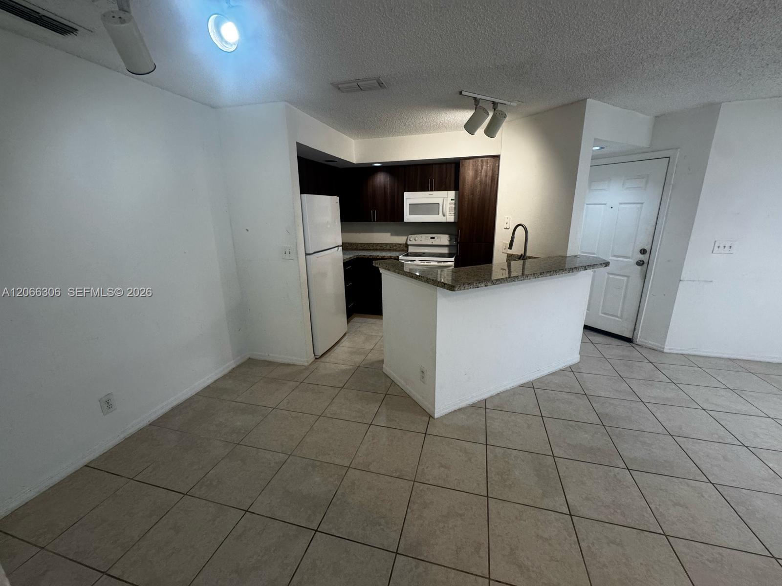 3370 N Pinewalk Dr N # 1213, Margate FL 33063 photo 2