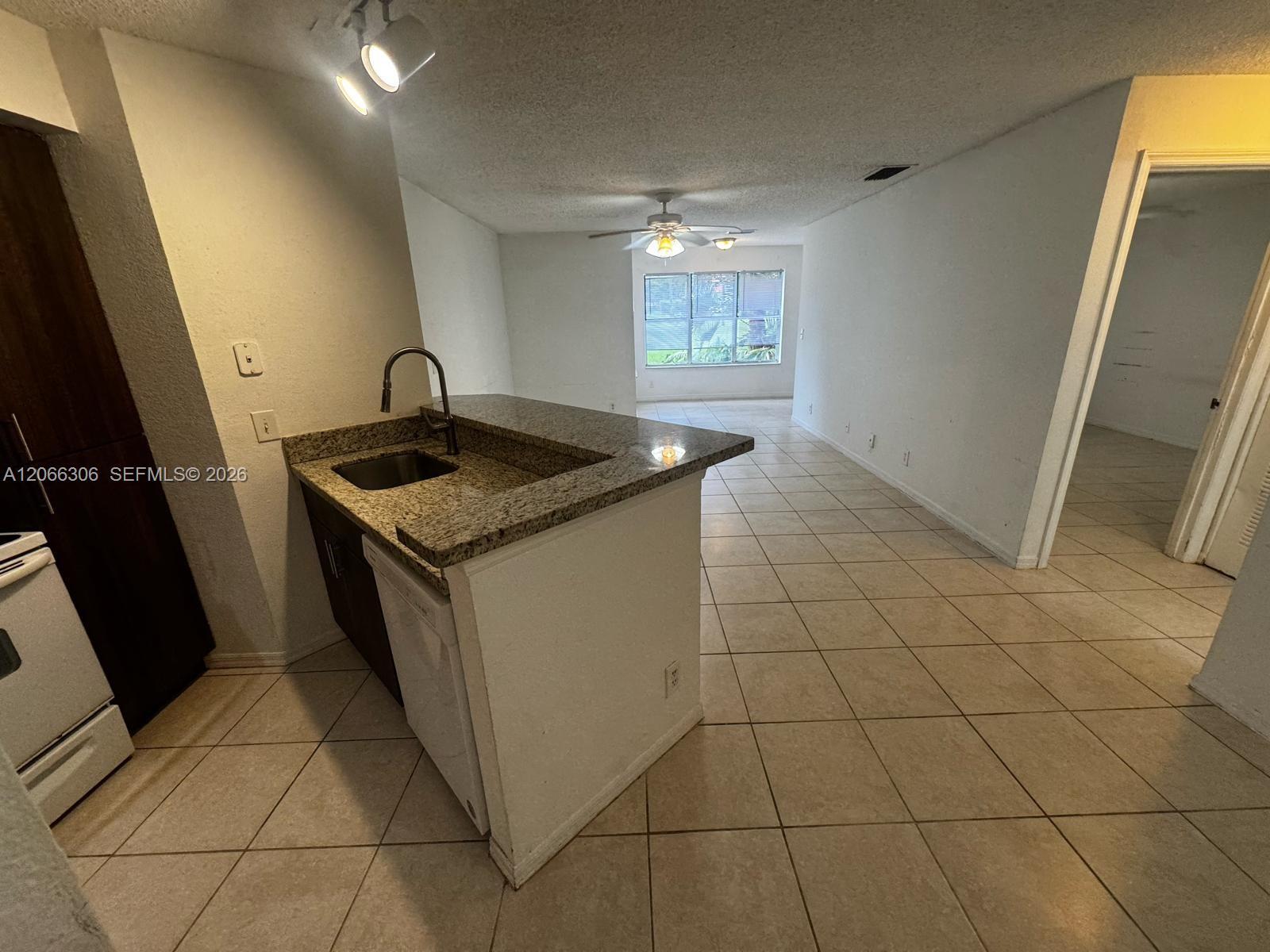 3370 N Pinewalk Dr N # 1213, Margate FL 33063 photo 3