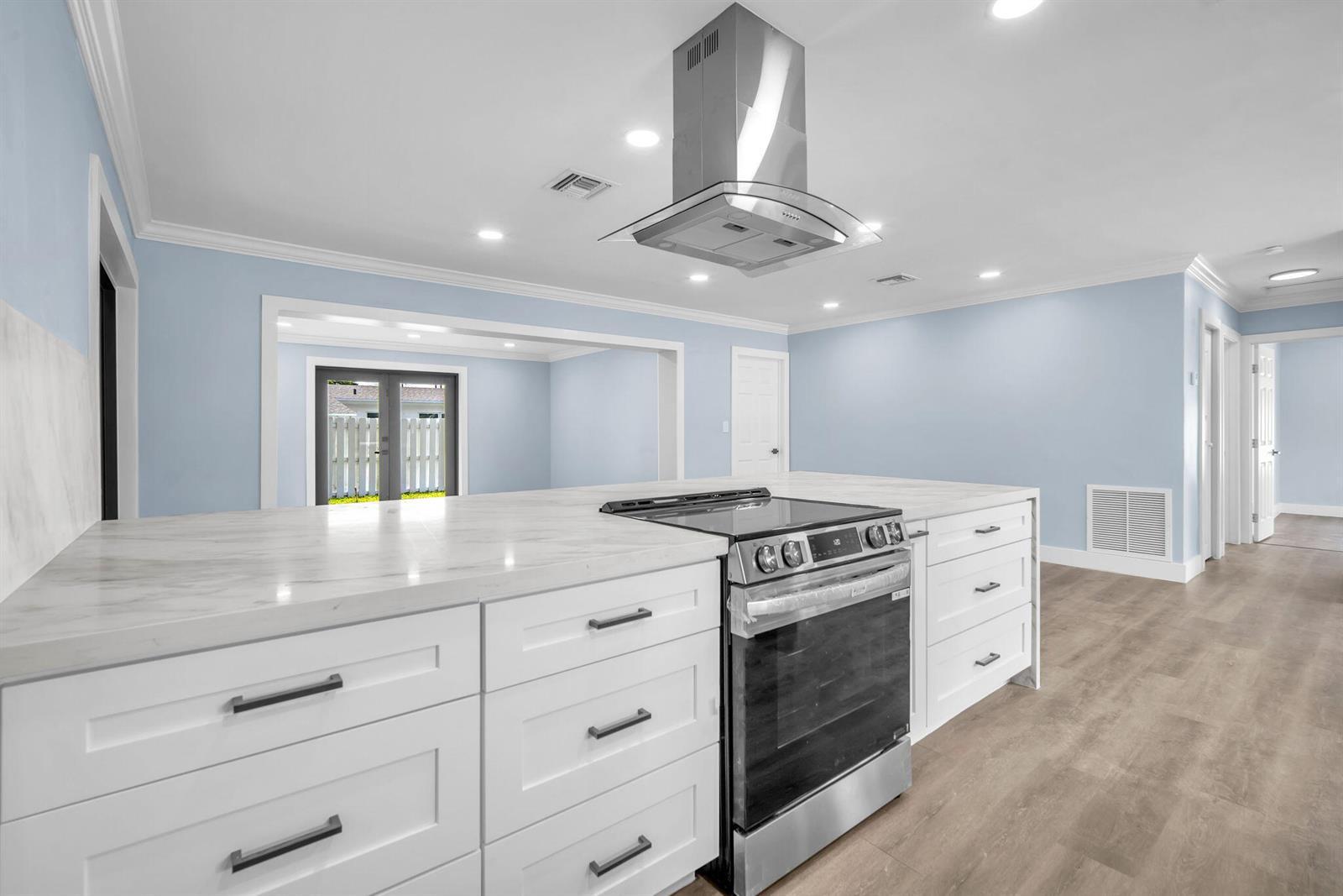 850 SW 1st Terrace, Pompano Beach FL 33060 photo 4