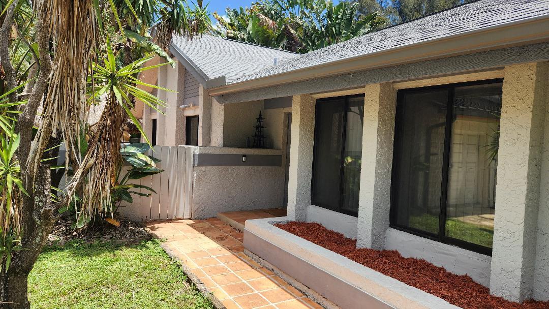 8421 SW 39TH Court, Davie FL 33328 photo 2