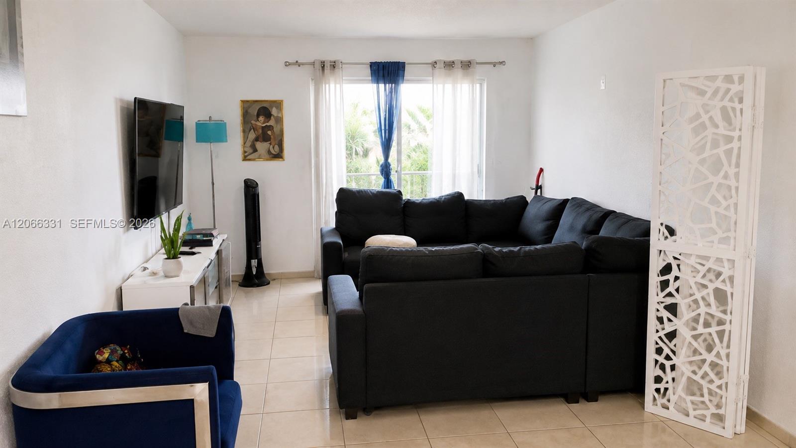 17901 NW 68th Ave # T104, Hialeah FL 33015 photo 2