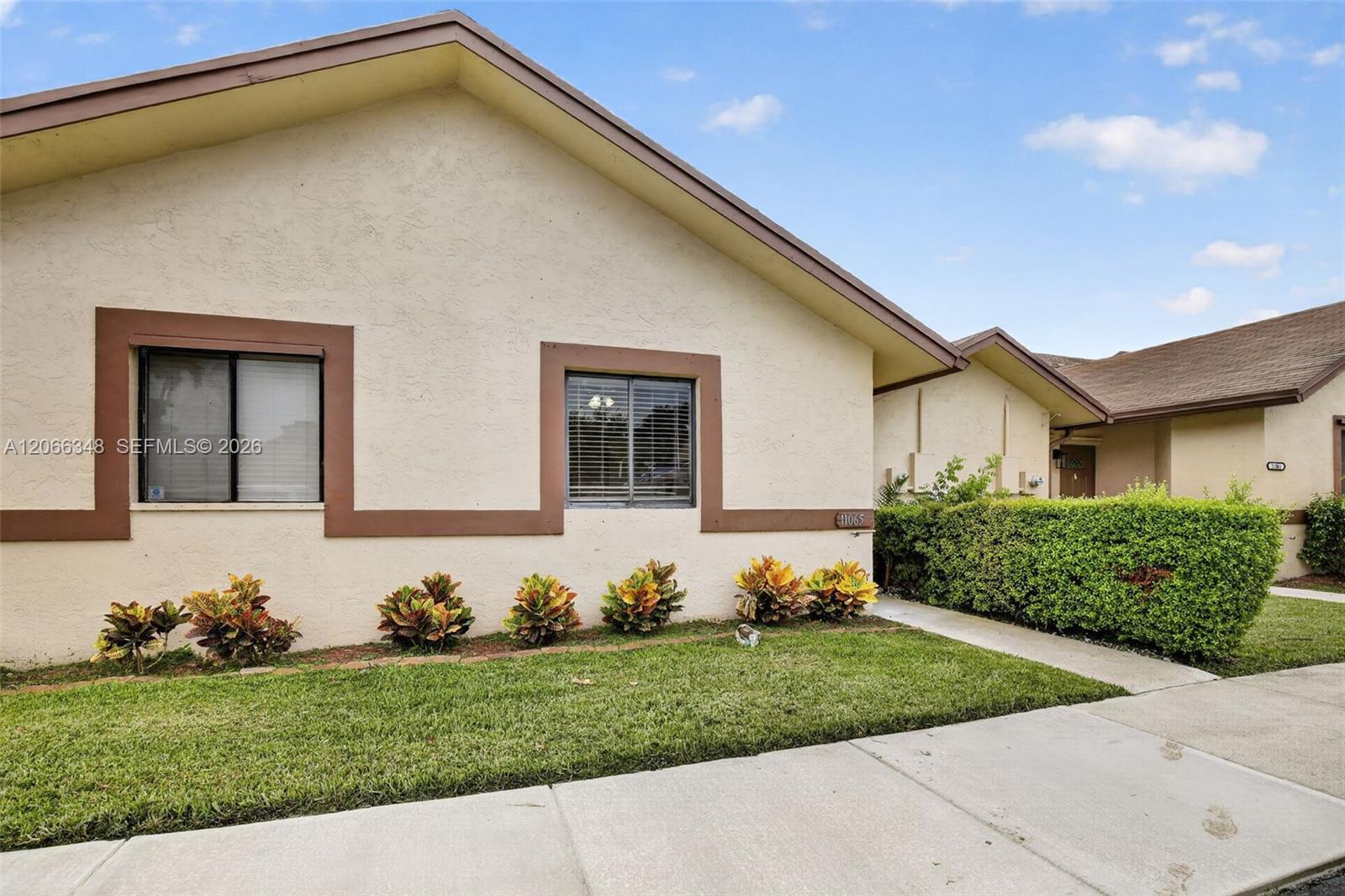 11065 NW 38th Pl, Sunrise FL 33351