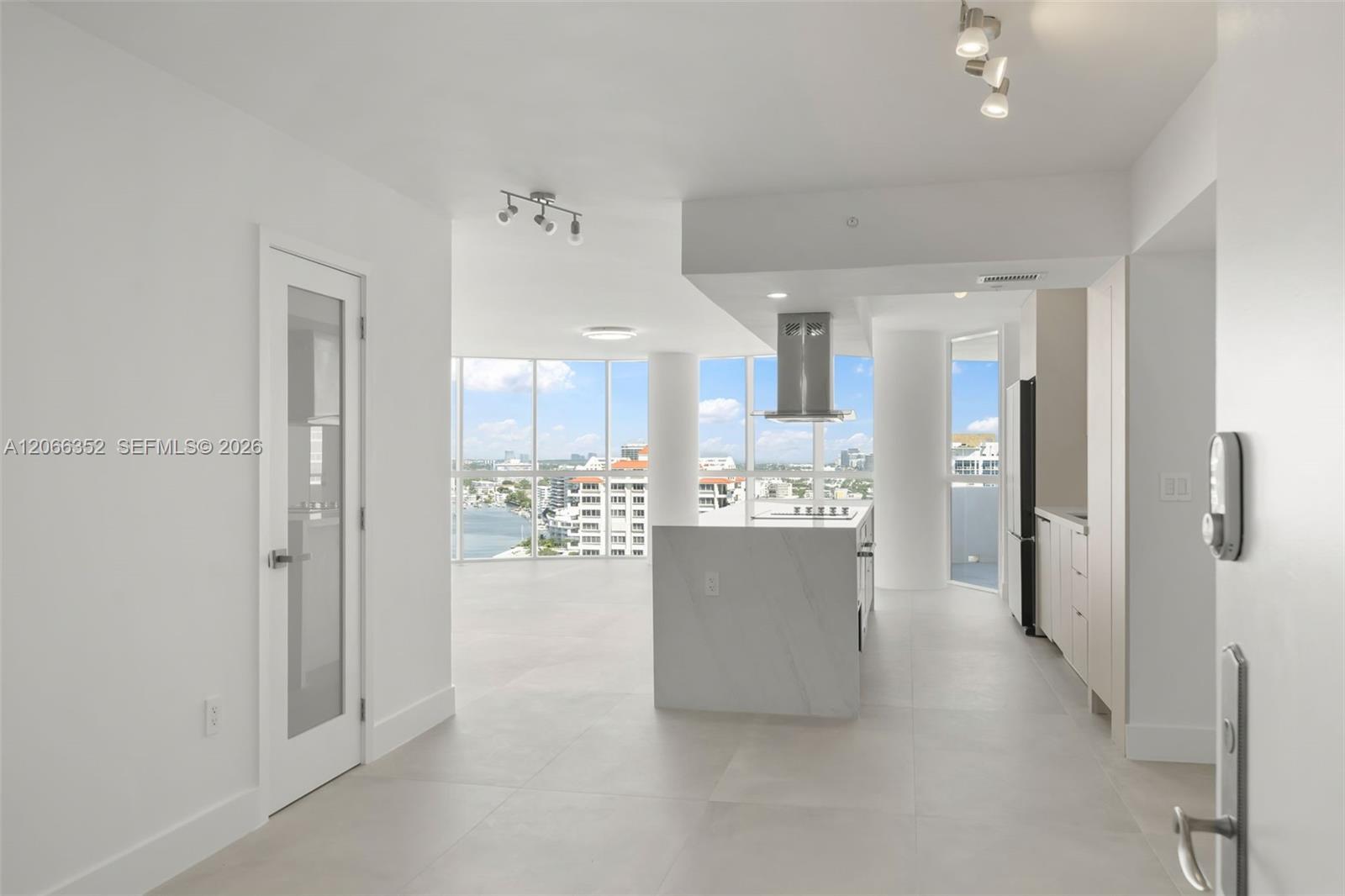 6301 Collins Ave # 2307, Miami Beach FL 33141