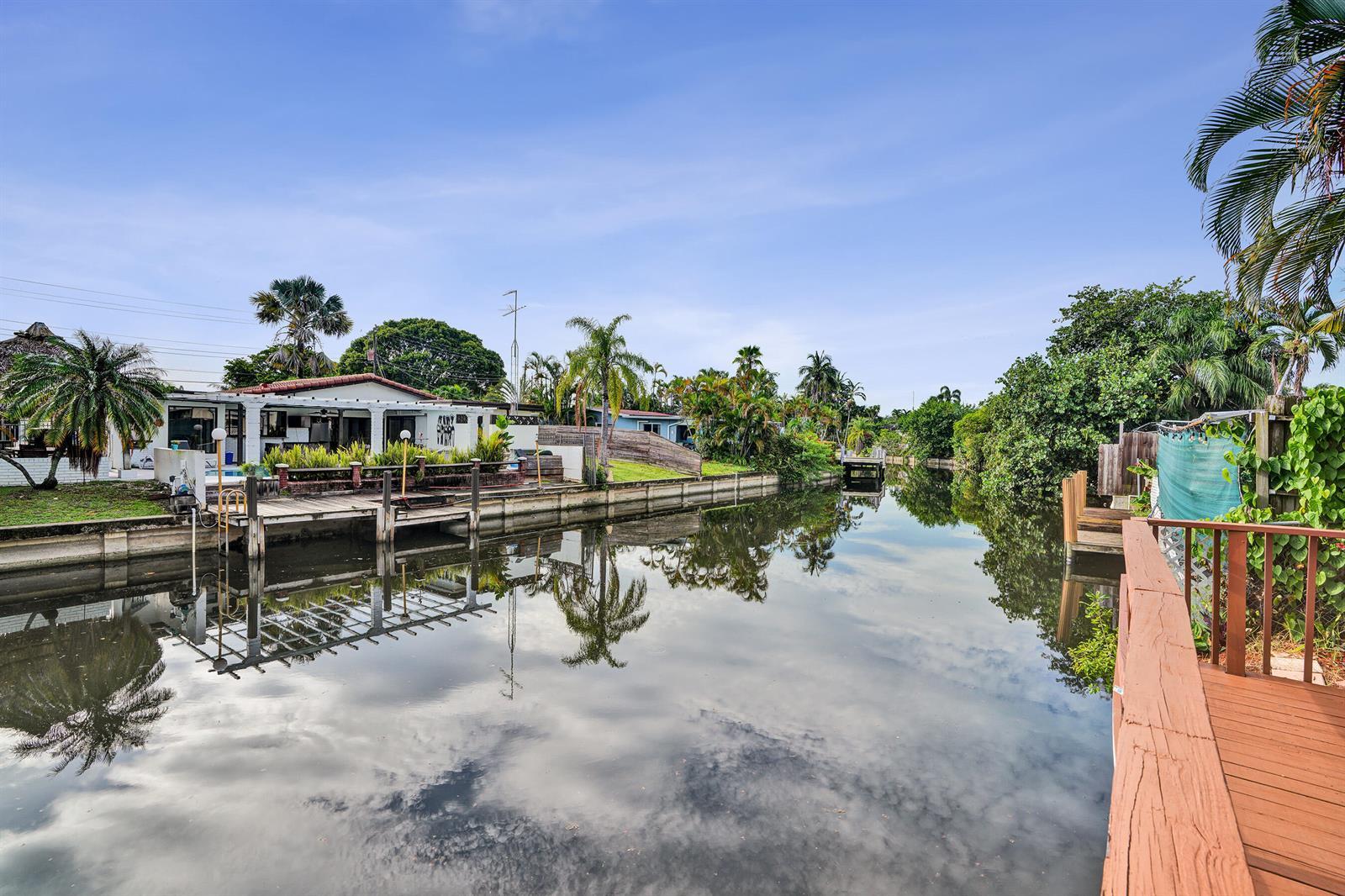 3672 NW 18TH Avenue, Oakland Park FL 33309 photo 3