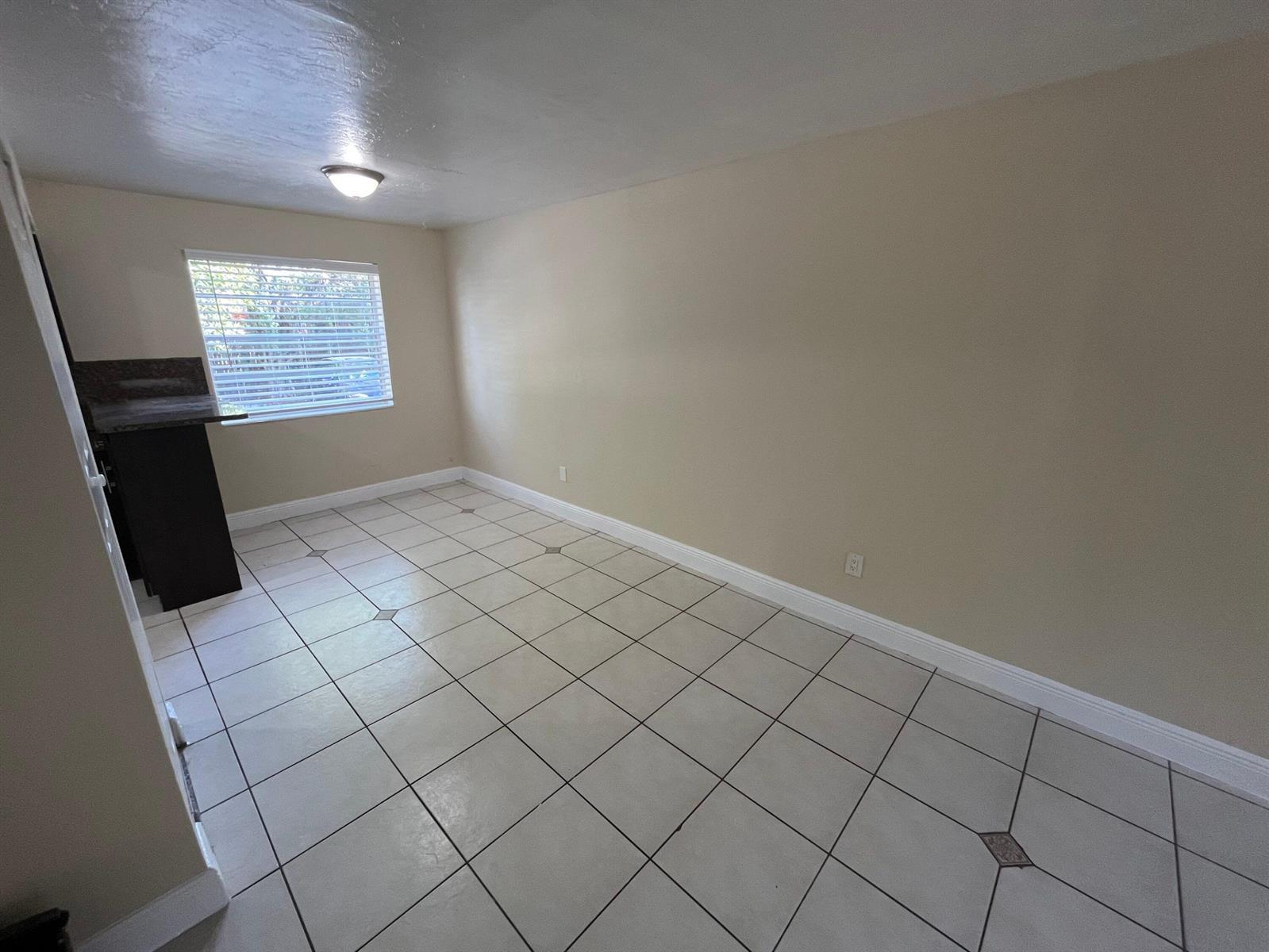 1370 NE 119TH Street # 137008, Miami FL 33161 photo 3