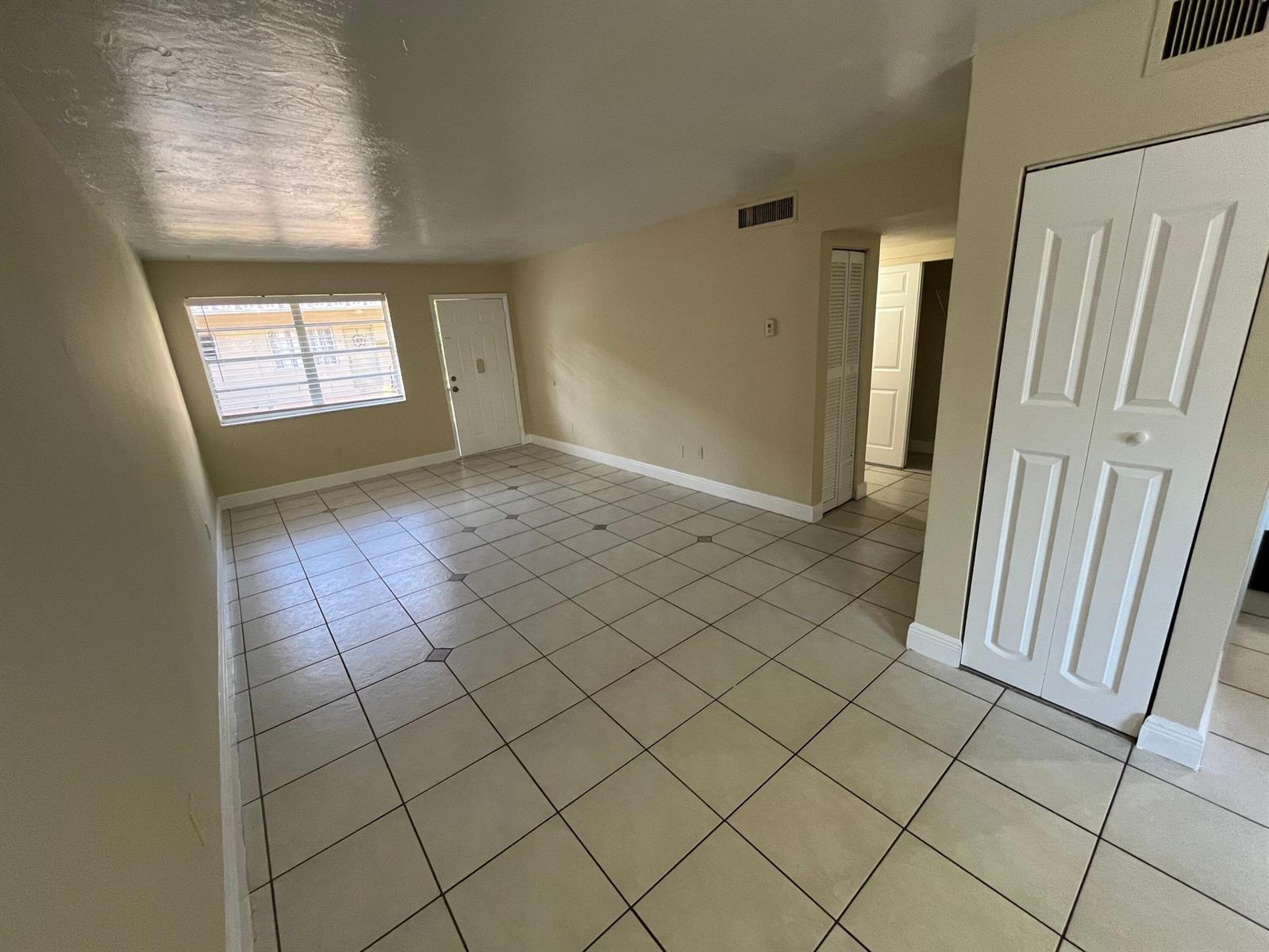 1370 NE 119TH Street # 137008, Miami FL 33161 photo 4