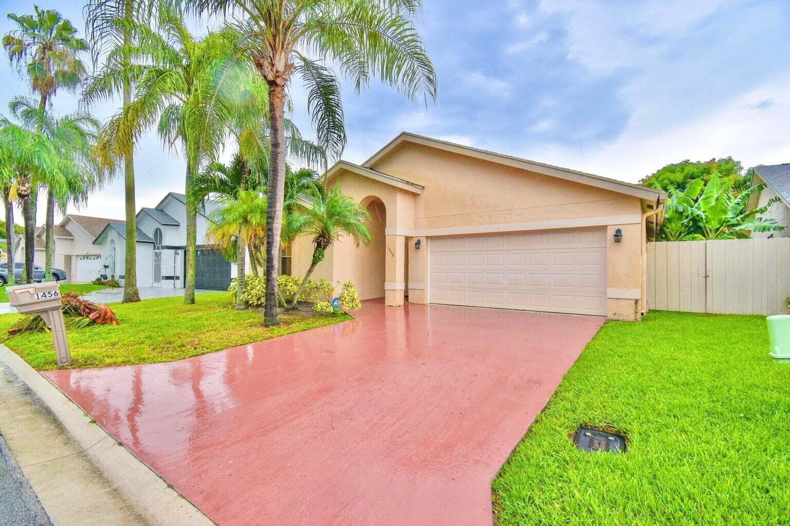 1456 Waterway Cove Drive, Wellington FL 33414