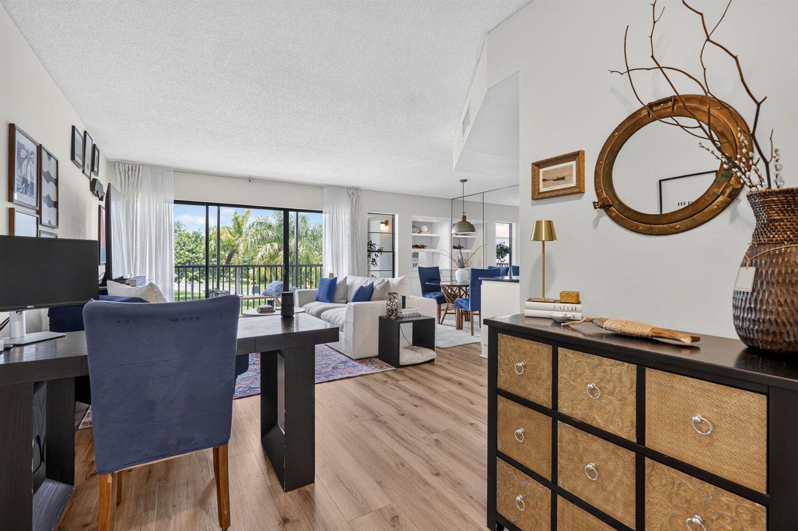1605 US-1, Jupiter FL 33477 photo 4