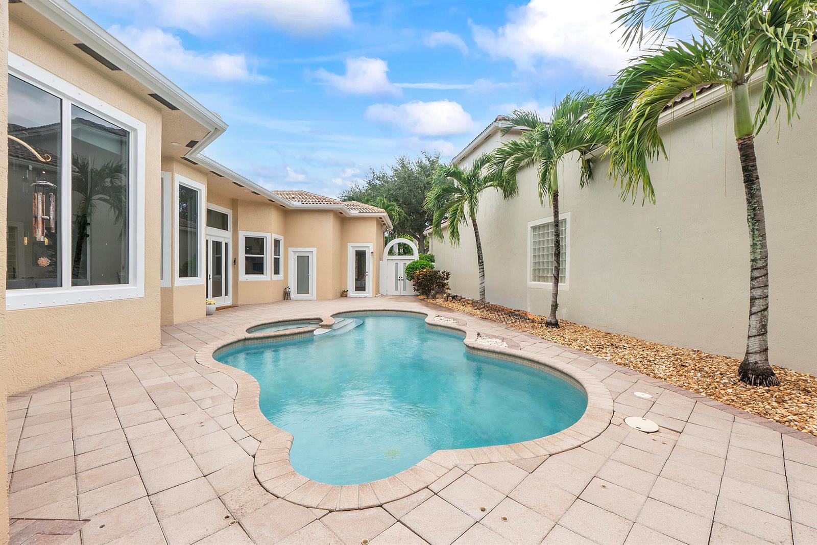 12472 NW 57th Street, Coral Springs FL 33067 photo 2