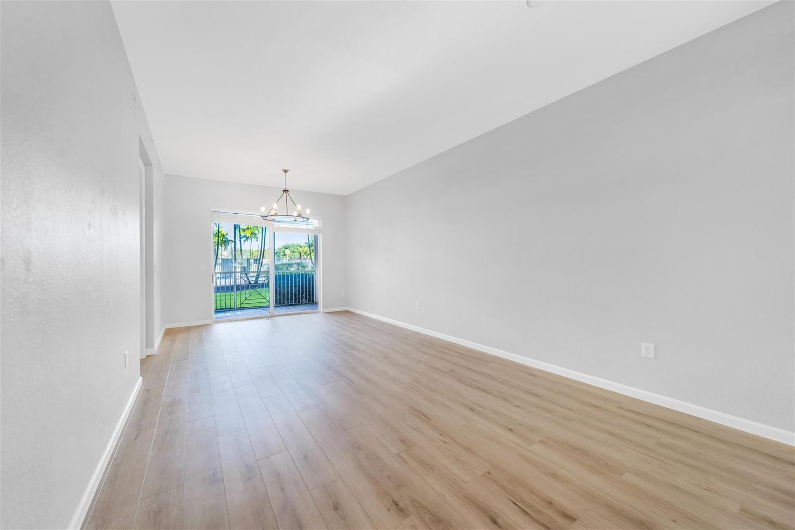 3500 OAKS CLUBHOUSE Drive # 102, Pompano Beach FL 33069 photo 5