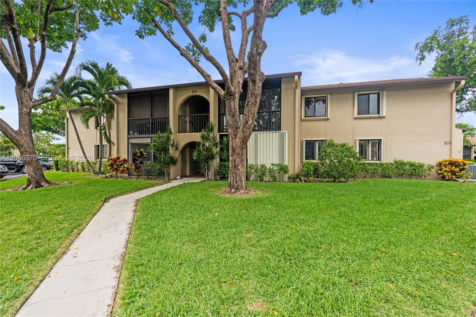 511 Shady Pine Way # D1, Green Acres FL 33415 photo 2