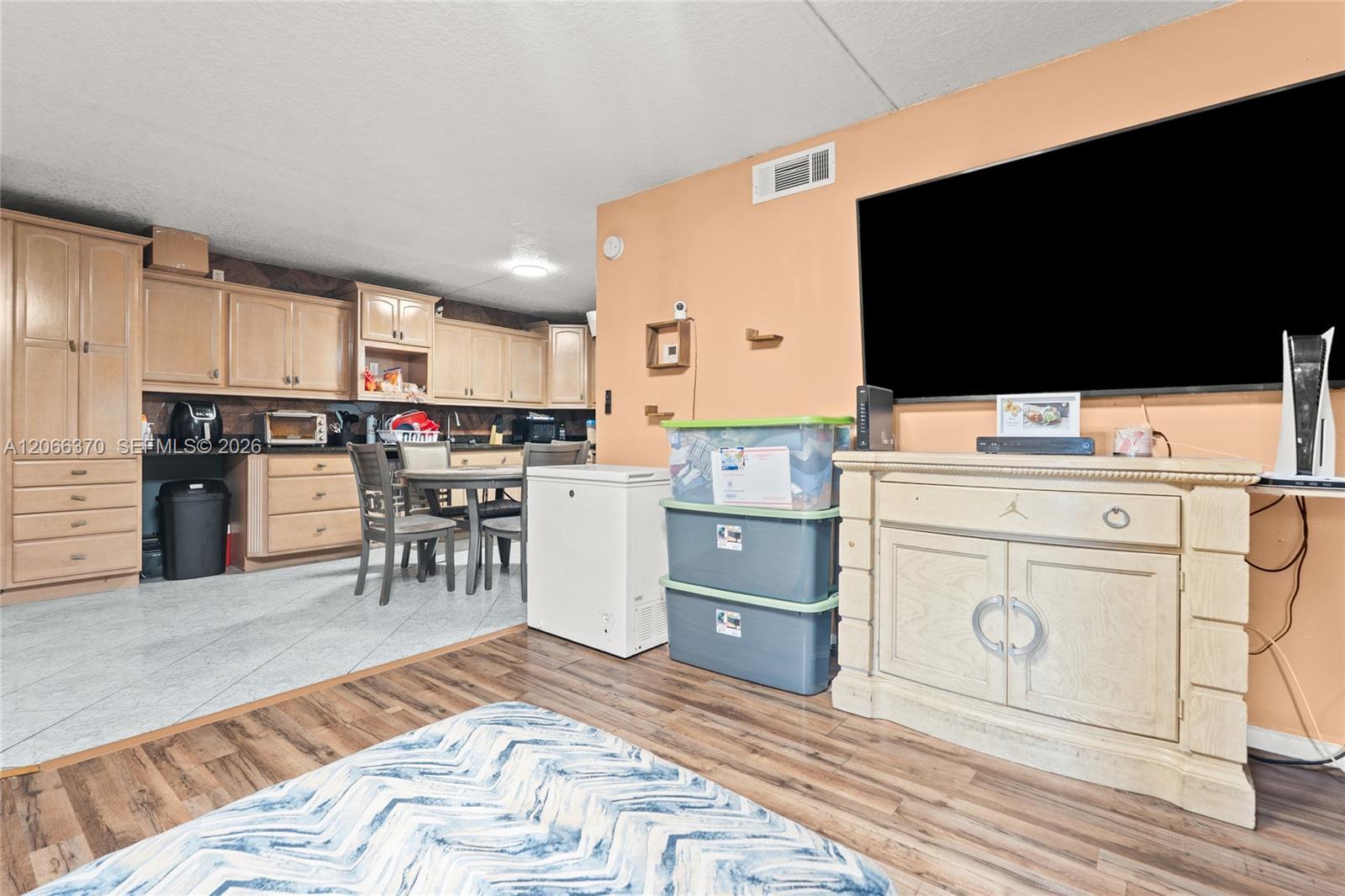 511 Shady Pine Way # D1, Green Acres FL 33415 photo 5