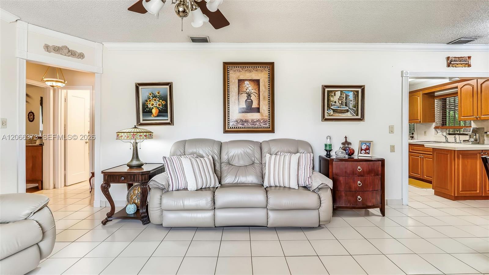 154 W 59th St, Hialeah FL 33012 photo 4