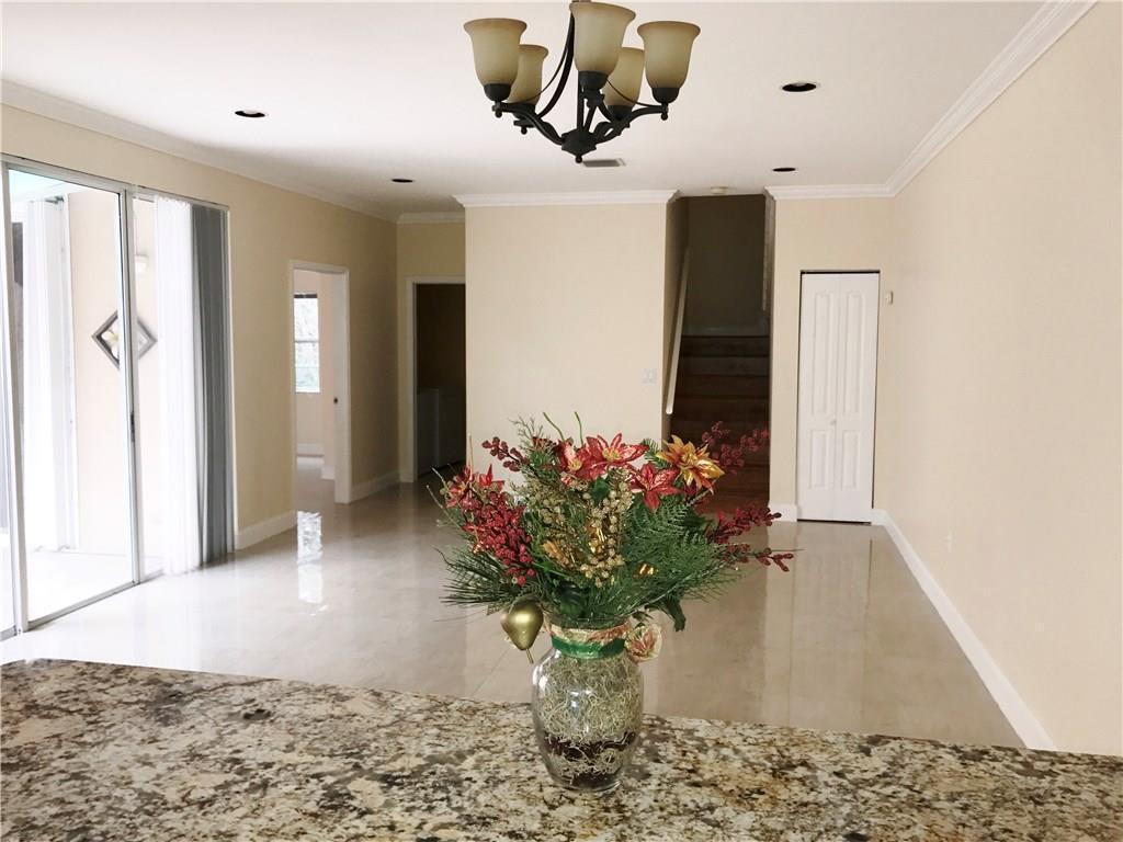 1295 WEEPING WILLOW Way # 1295, Hollywood FL 33019 photo 3