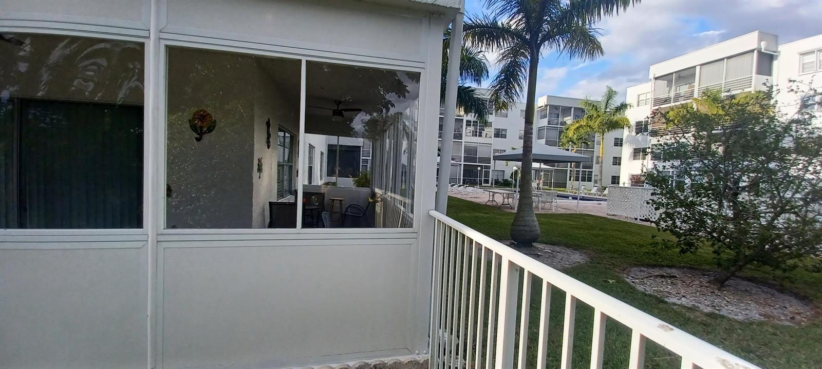 2998 E SUNRISE LAKES Drive E # 121, Sunrise FL 33322 photo 4