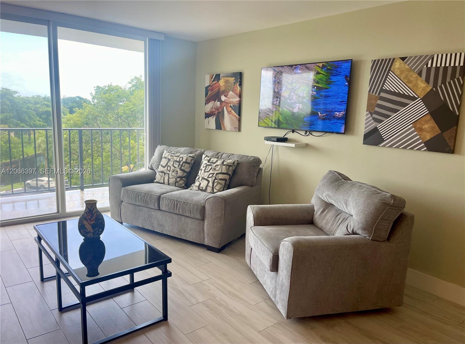 1800 N Andrews Ave # 5D, Fort Lauderdale FL 33311 photo 2
