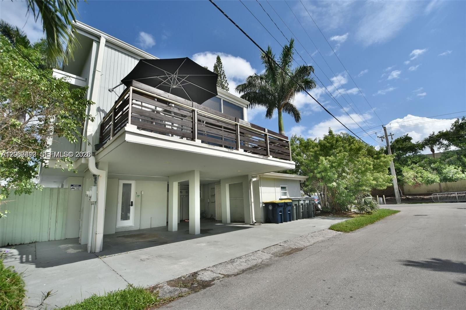 250 SE Park St # 3, Dania Beach FL 33004 photo 2