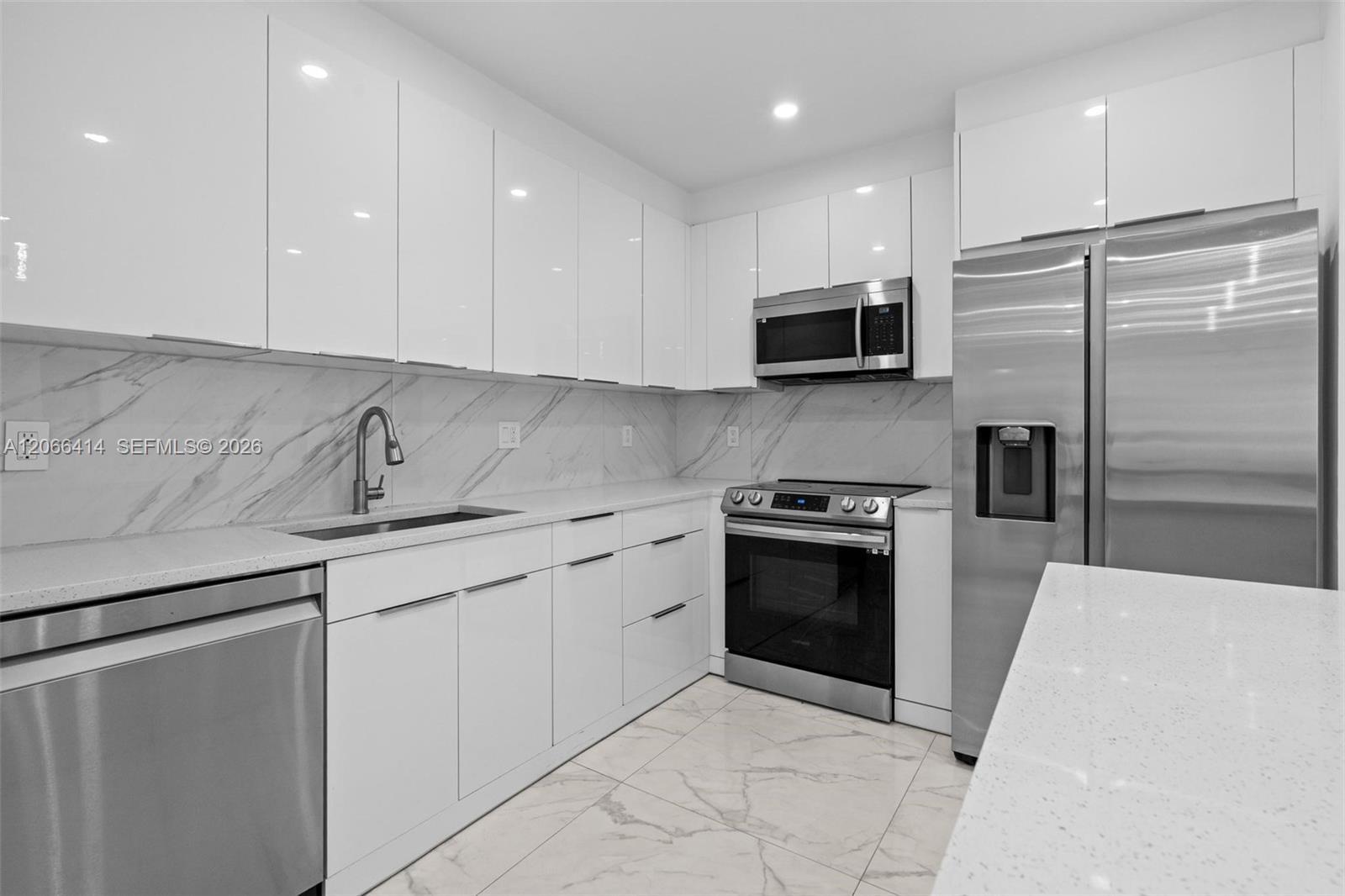669 NW 15th Ave # 0, Boca Raton FL 33486 photo 3