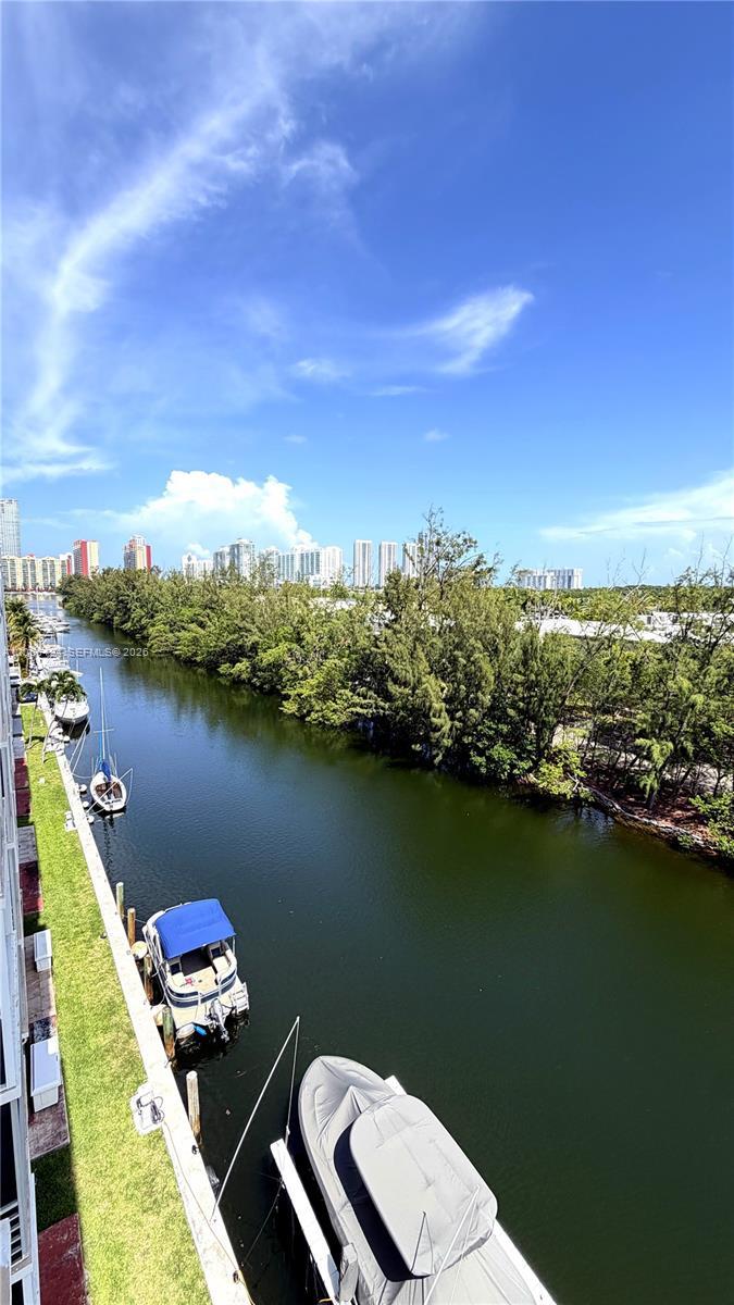 3660 NE 166th St # 607, North Miami Beach FL 33160 photo 2