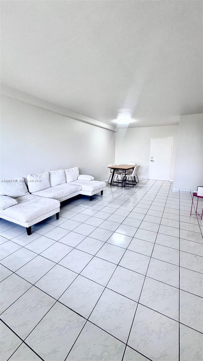 7441 Wayne Ave # 1C, Miami Beach FL 33141 photo 3