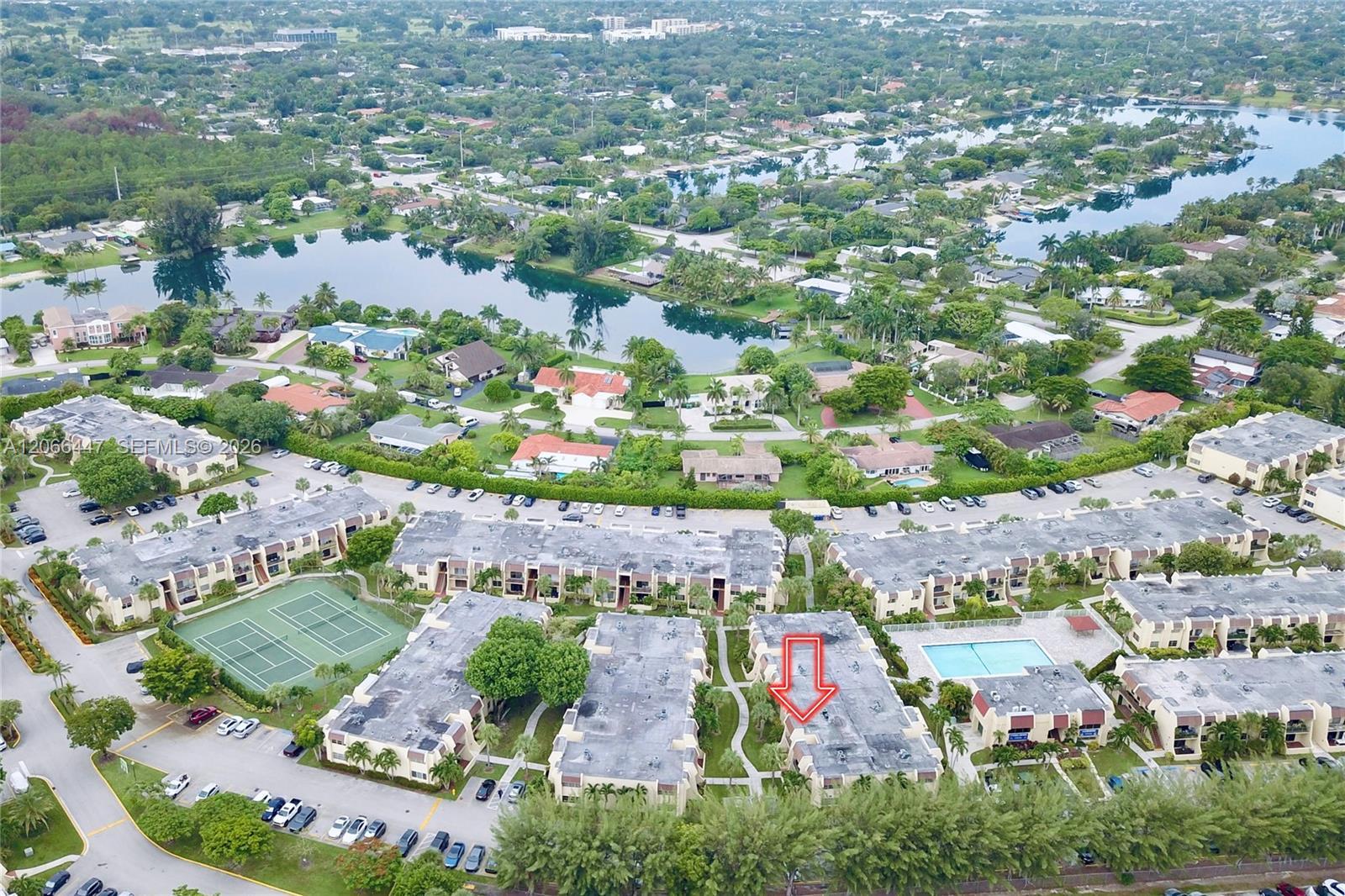 13898 SW 90th Ave, Miami FL 33176 photo 2