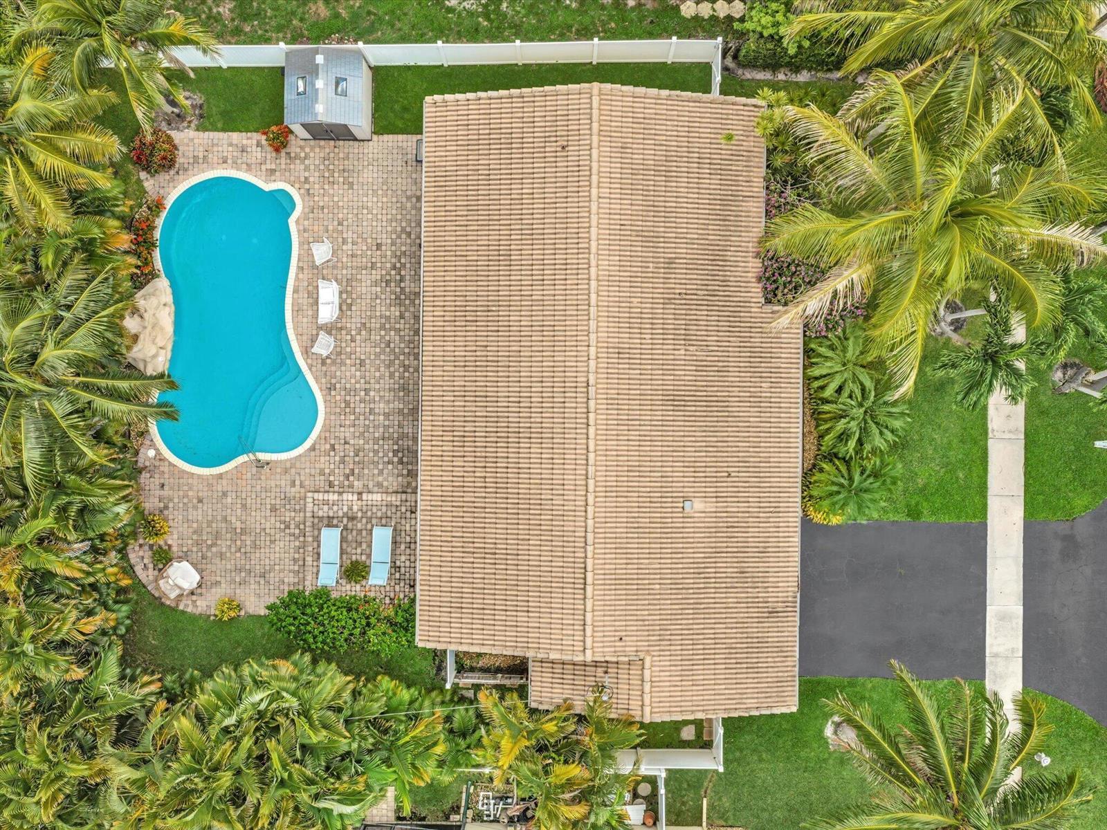 11 FOREST HILLS Lane, Boca Raton FL 33431 photo 2