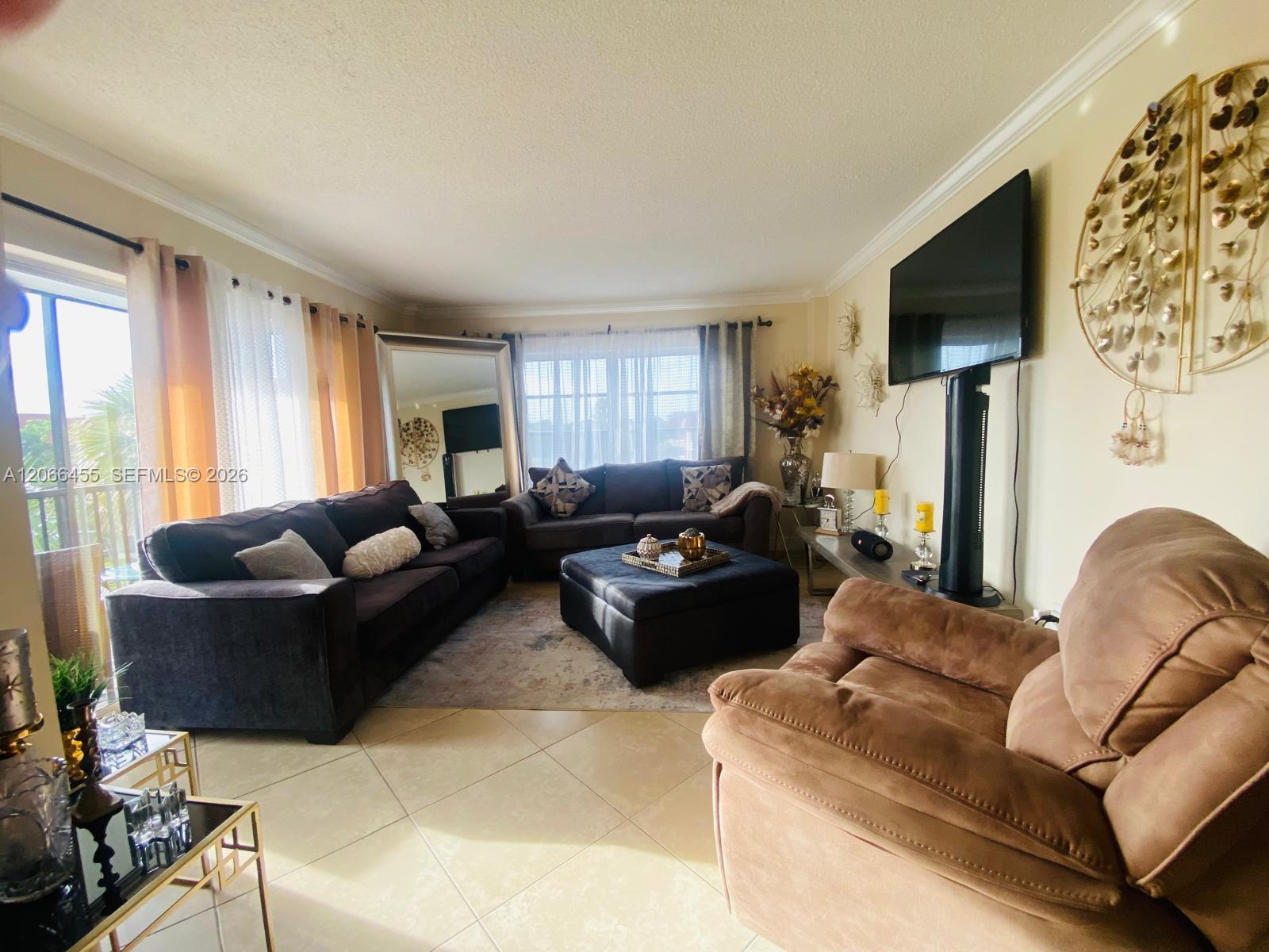 4164 Inverrary Dr # 415, Lauderhill FL 33319 photo 4