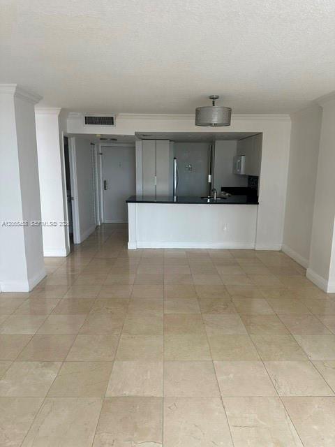 Miami, FL 33137 photo 3