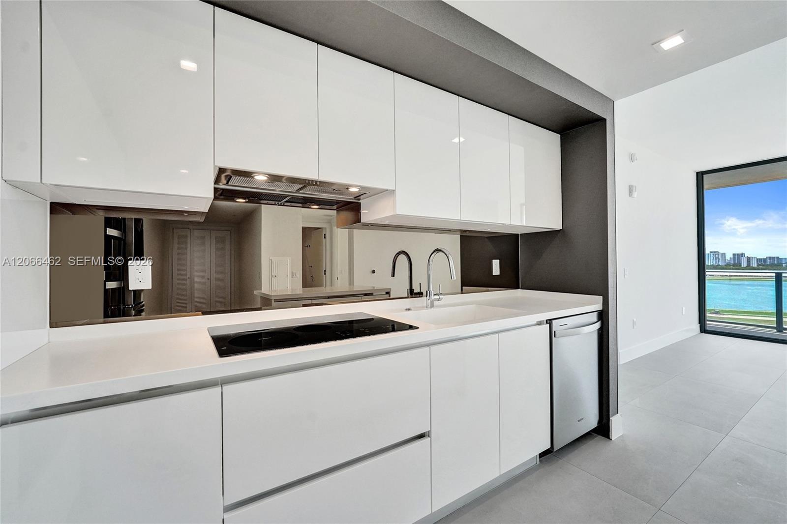 1170 E HALLANDALE BEACH BOULEVARD # 1111, Hallandale Beach FL 33009 photo 5