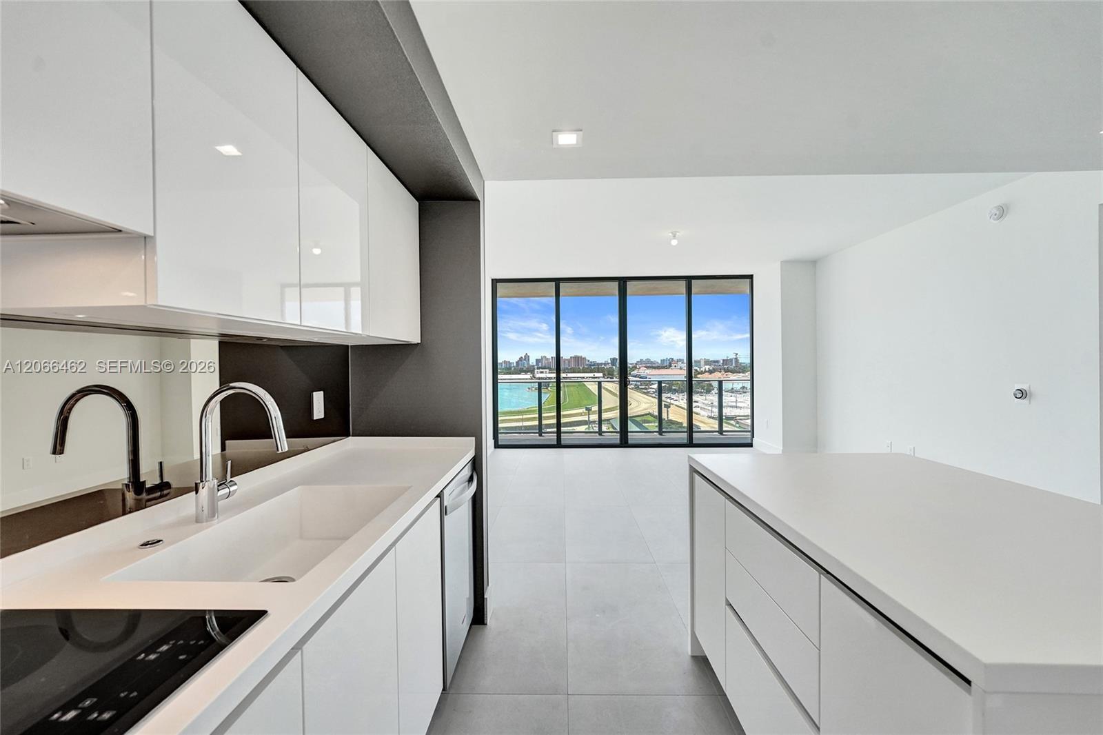 1170 E HALLANDALE BEACH BOULEVARD # 1111, Hallandale Beach FL 33009 photo 4