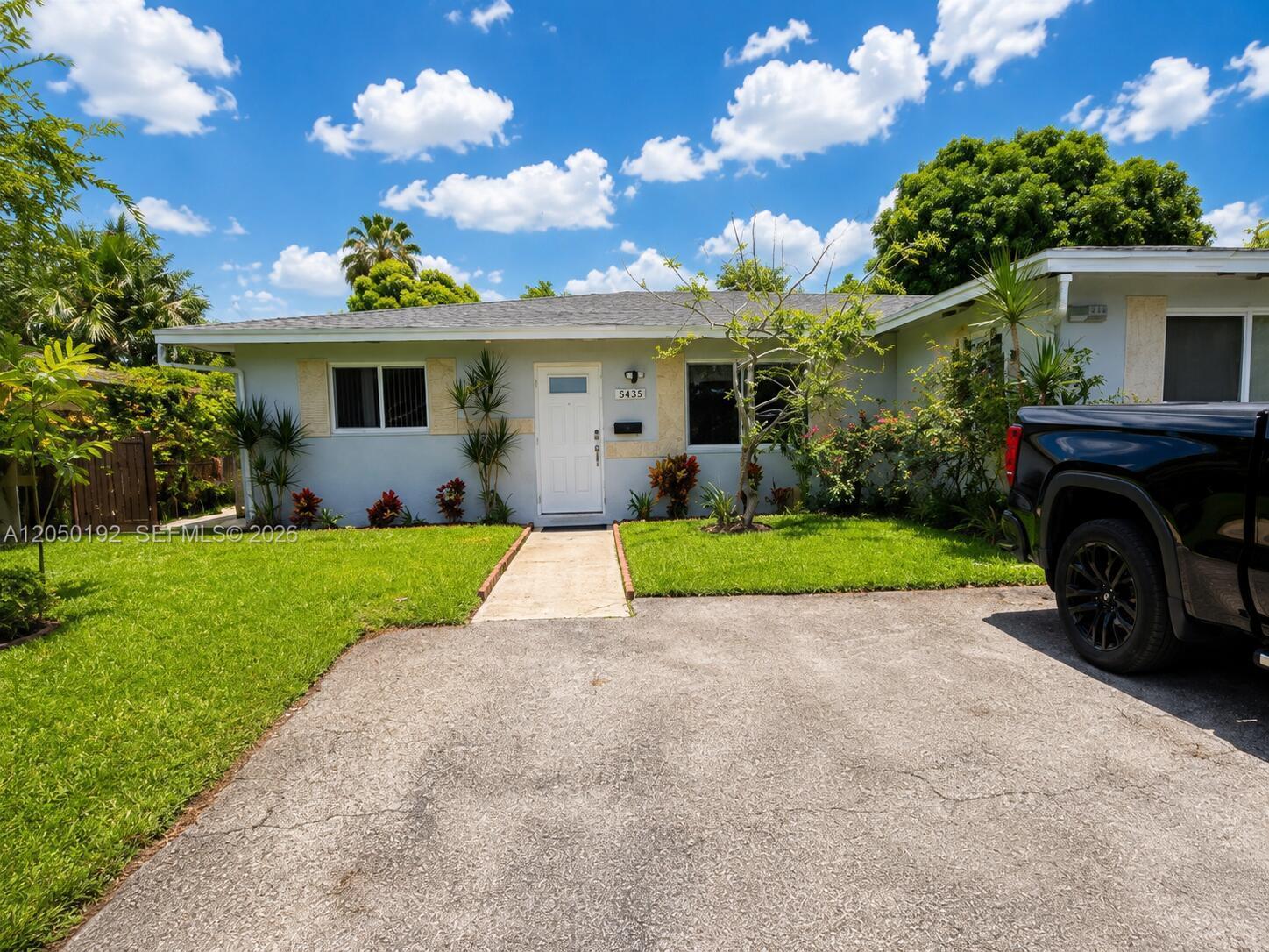 5435 NW 17th Court NW, Lauderhill FL 33313