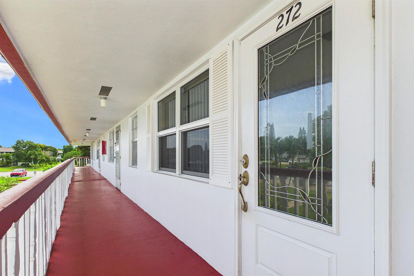 272 NORTHAMPTON N, West Palm Beach FL 33417 photo 3