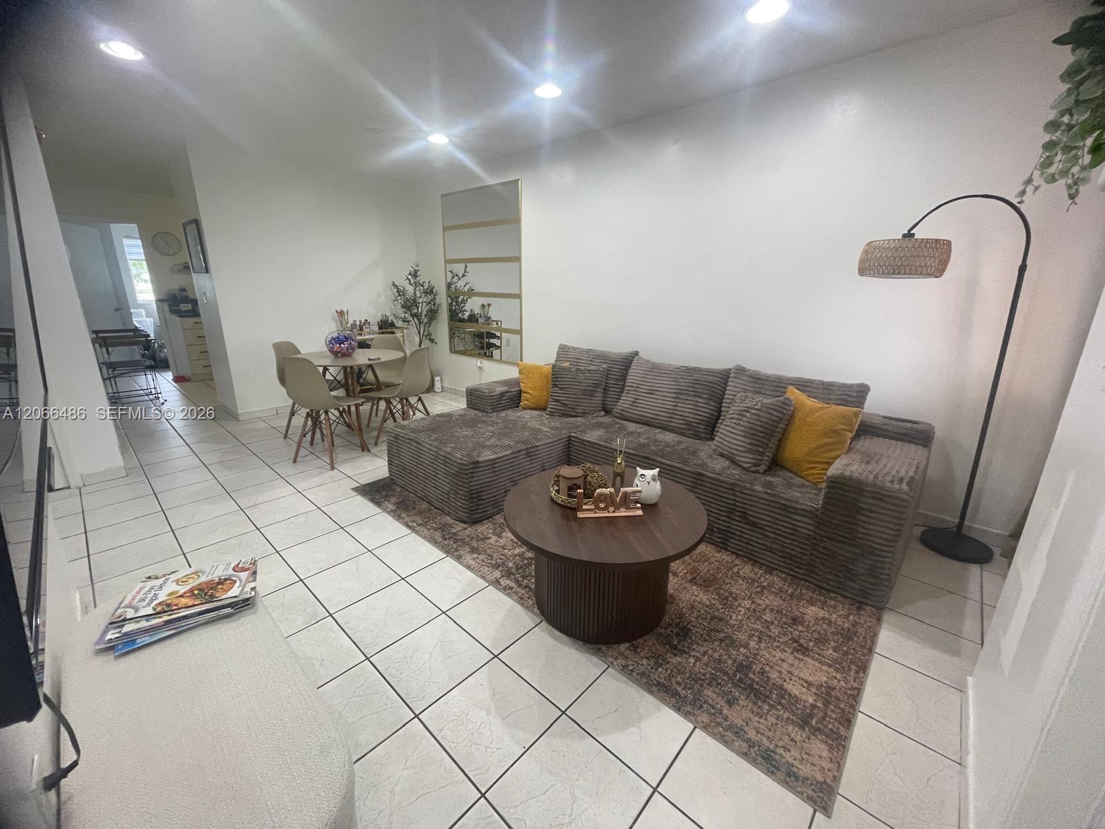 4689 NW 9th St # 207, Miami FL 33126 photo 2